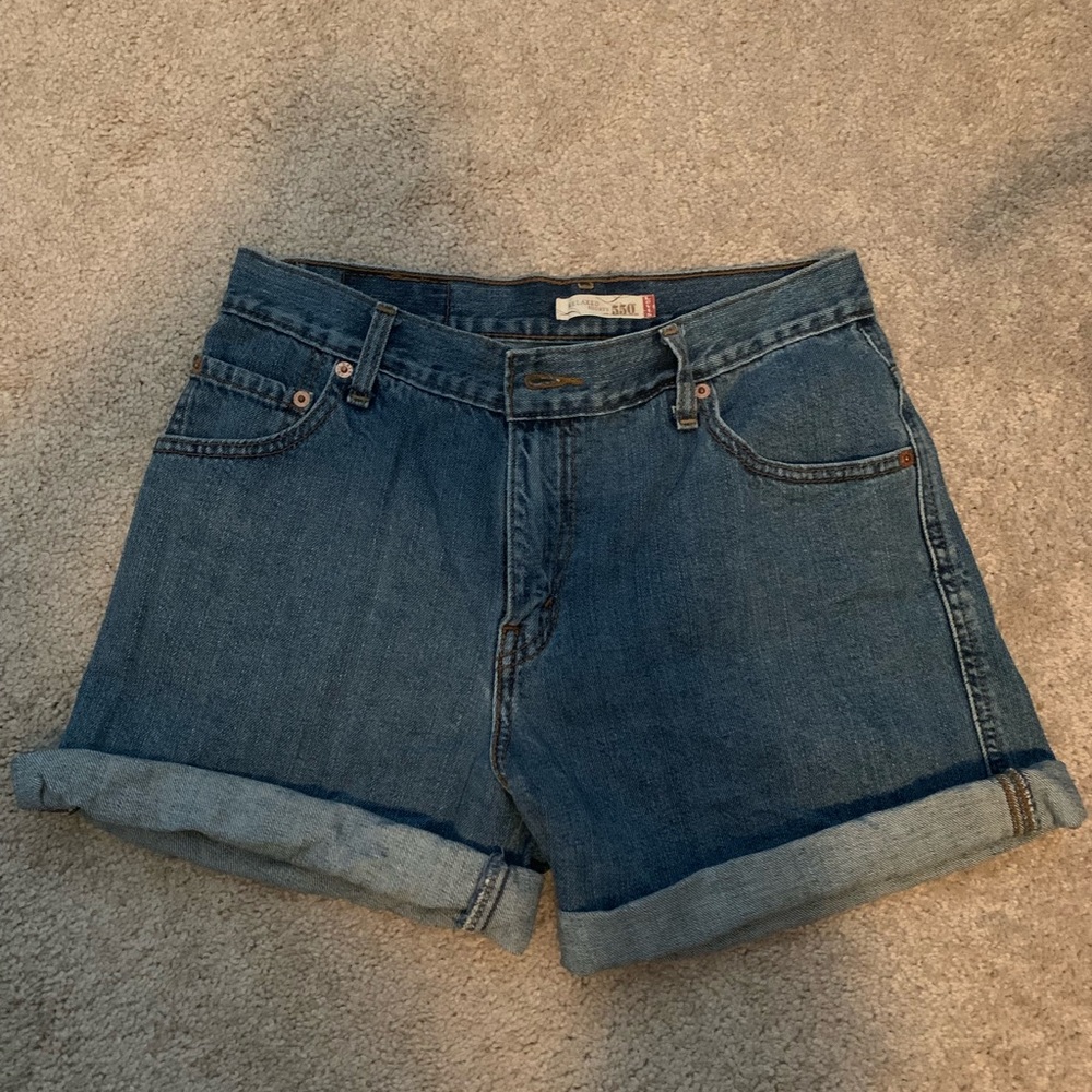 NWOT Levi High Waisted Short